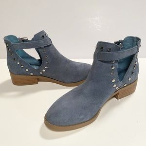 Carlos Santana BLAKE Suede Bootie